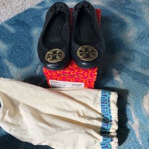 Tory Burch Classic Reva Ballet in Black/Gold, 10.5